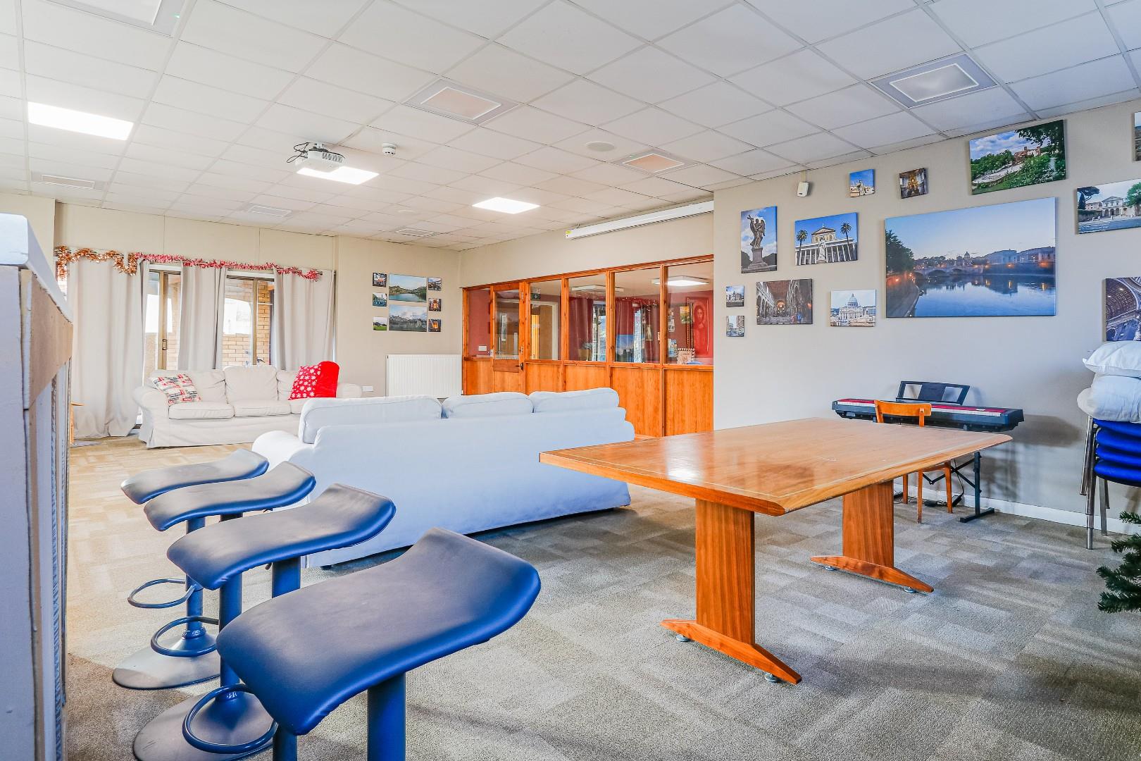 Colum Road, Cathays — photograph 5